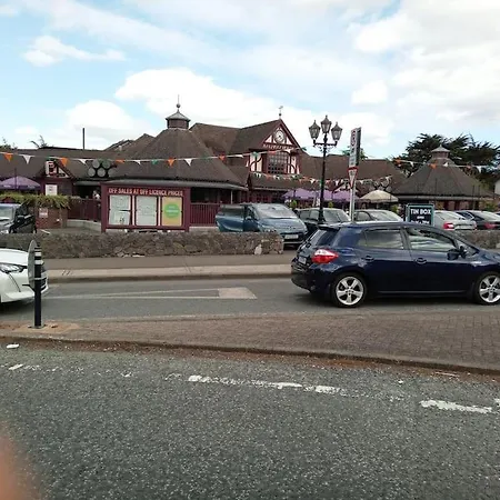Lovely 2 Bedroom In Exclusive Development. * Dublin